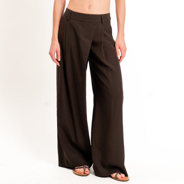 Zeroassoluto-Pantalone wide leg con pinces tencel fibra naturale - choco