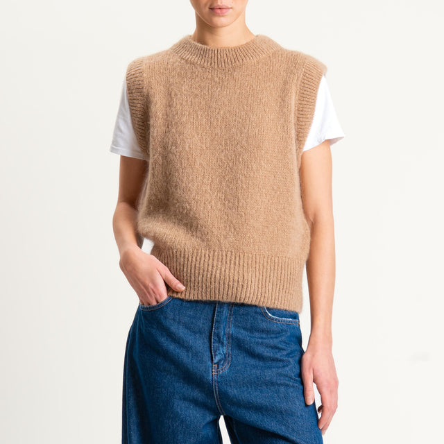 Philia Loft-Maglia smanicata misto mohair - camel