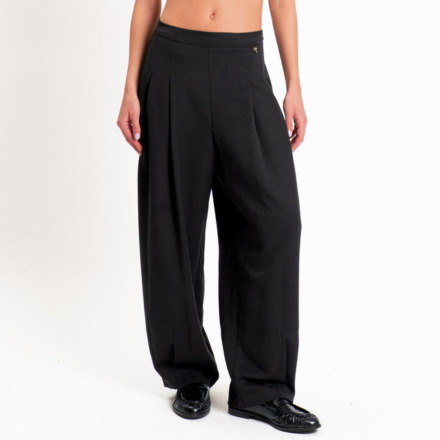 Philia loft-Pantalone con pinces - Nero