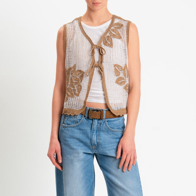 Philia Loft-Gilet traforato con ricami - biscotto/burro