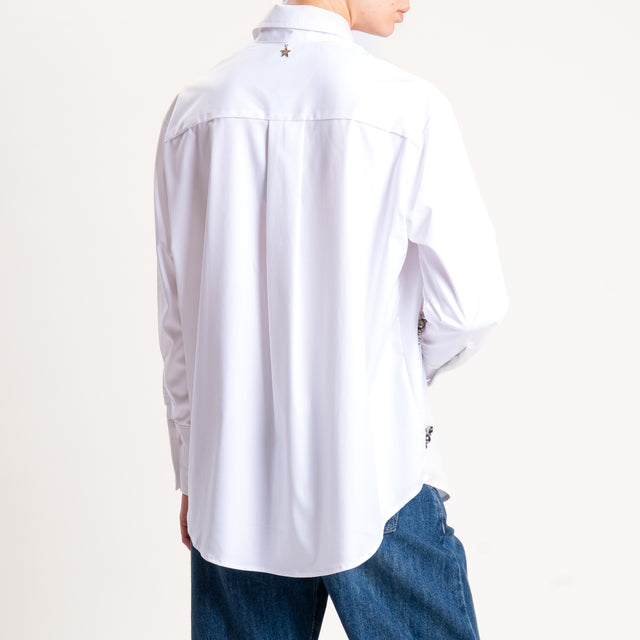Souvenir-Camicia in cotone oversize con dettagli - bianco