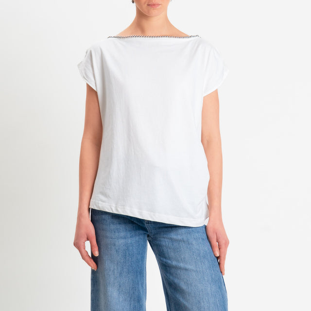 Souvenir-T-shirt con borchie - bianco