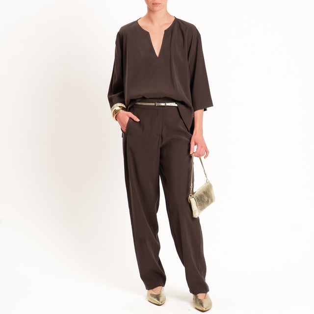 Souvenir-Completo Blusa + pantalone - moka