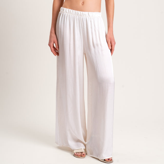 Tensione in-Completo top e pantalone raso elasticizzato di viscosa - burro