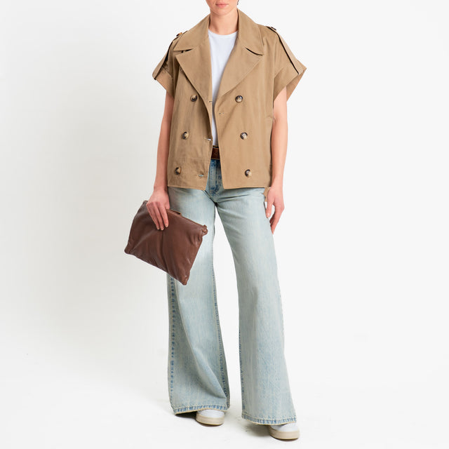 Tensione in-Gilet over doppiopetto - cammello