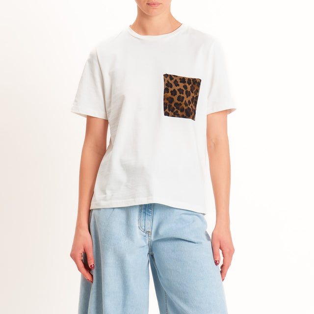 Tensione in-T-shirt taschino animalier - bianco