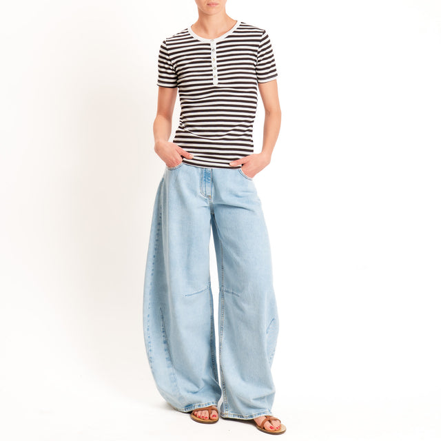 Tensione in-T-shirt righe serafino a costine - panna/moro