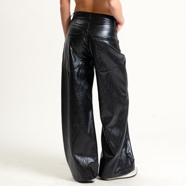 Tensione in-Pantalone GIUSI similpelle invecchiata - nero