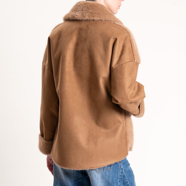 Tensione in-Ecomontone - cammello