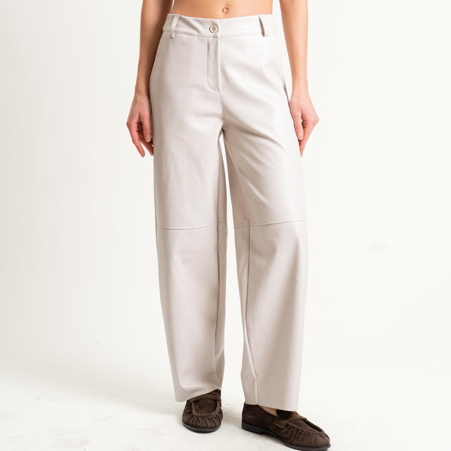 Tensione in-Pantalone barrel similpelle - burro