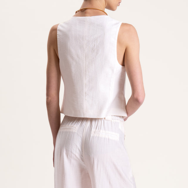 Tensione in-Completo gilet e pantalone viscosa goffrato - panna