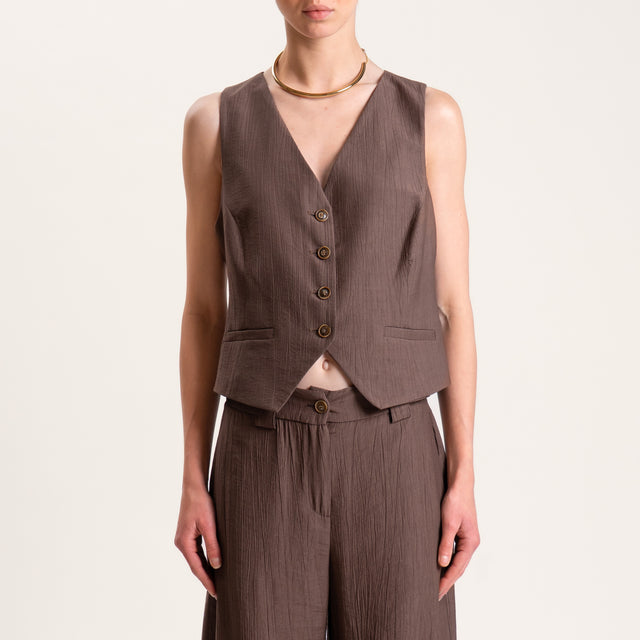 Tensione in-Completo gilet e pantalone viscosa goffrato - moro