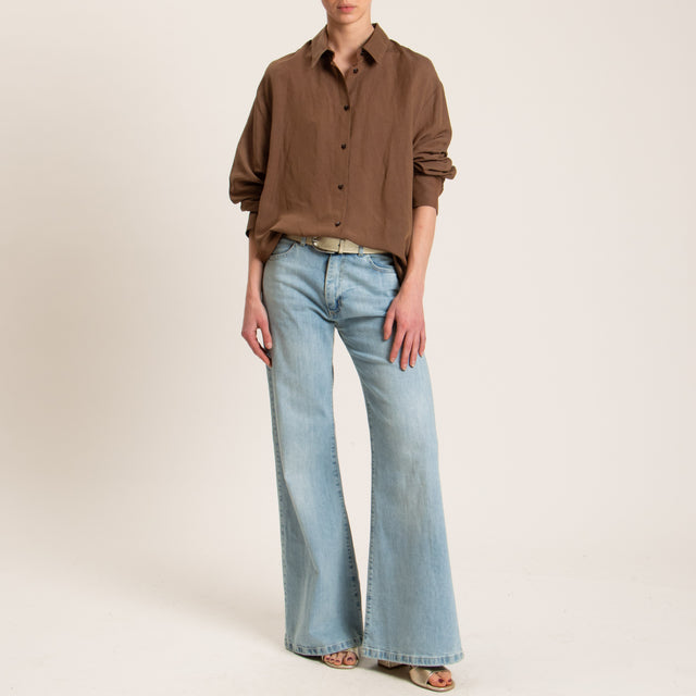 Tensione in-Camicia misto lino - tabacco