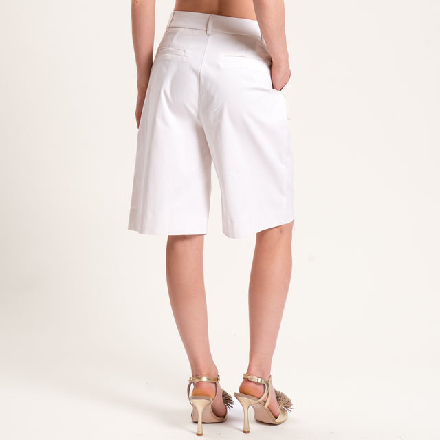 Tensione in-Bermuda con pince cotone elasticizzato - burro