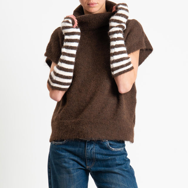 Tensione in-Maglia smanicata collo alto con manicotti - moro/latte