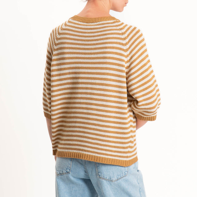 Tensione in-Maglia a righe manica 3/4 - biscotto/latte