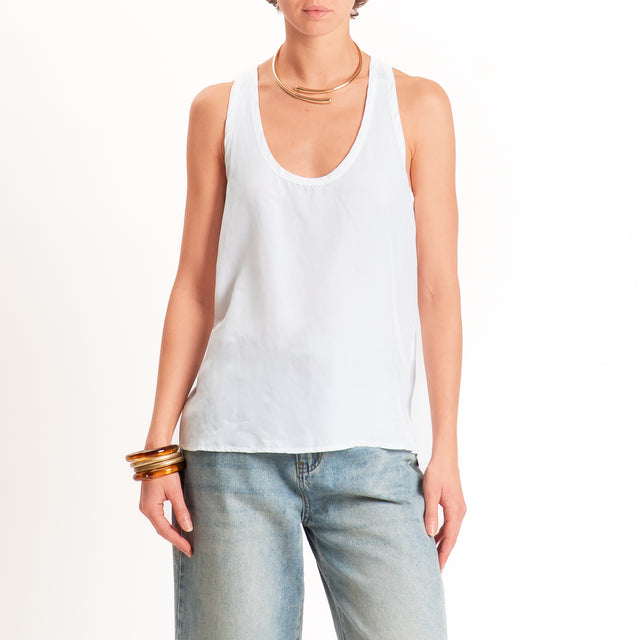 Tensione in -Top scollo U - Bianco