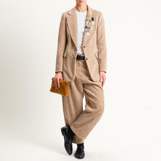 Tensione in-Giacca velluto 500 righe con spille - camel
