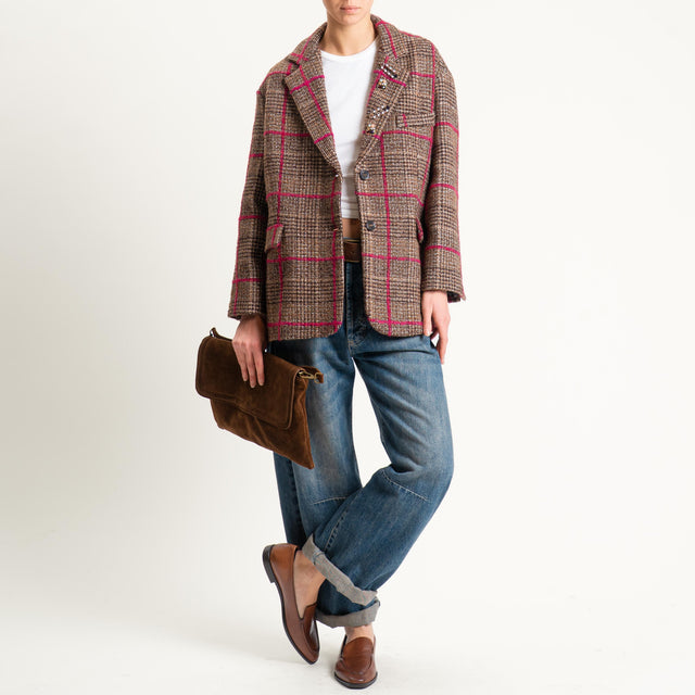 Tensione in-Giacca check misto lana con spille - cioccolato/fucsia