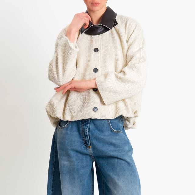 Tensione in-Bomber bouclè doppio tessuto collo similpelle - panna/moro