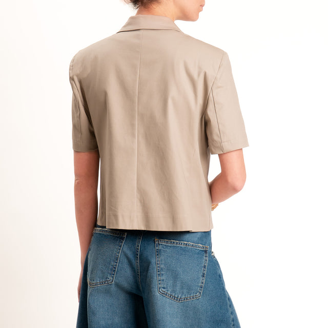 Tensione in-Giacca mezza manica un bottone - beige