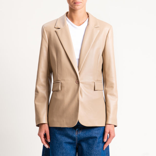 Tensione in- Giacca similpelle un bottone - Beige
