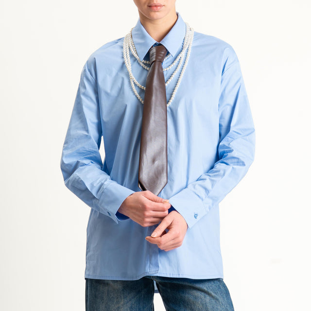 Tensione in-Camicia cravatta similpelle + collana - celeste/moro