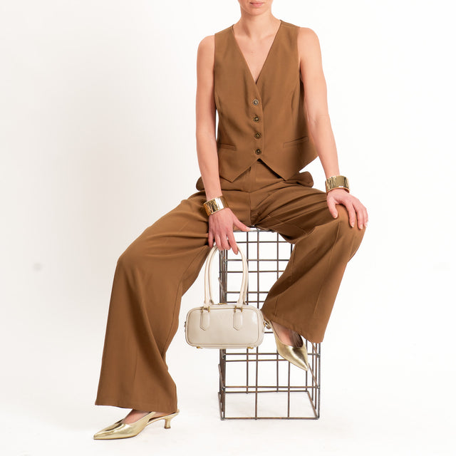 Tensione in-Completo gilet e pantalone - biscotto
