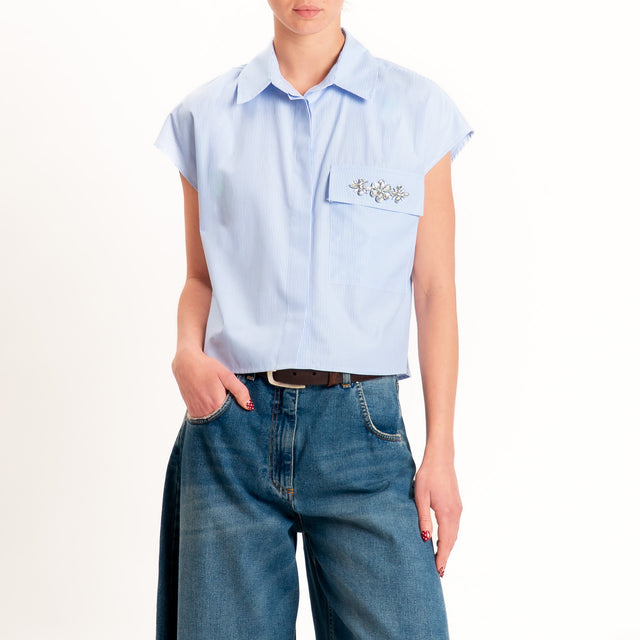 Tensione in-Camicia a righe smanicata dettaglio taschino - bianco/celeste