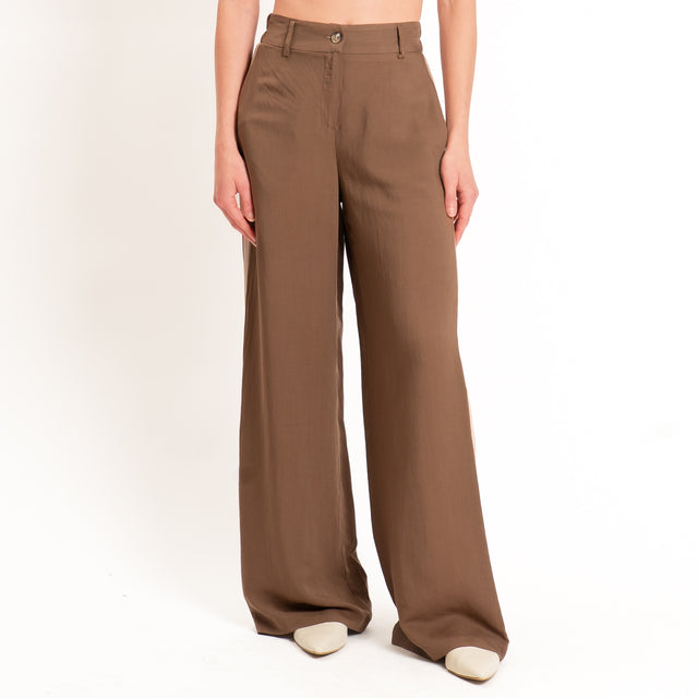 Tensione in-Completo top a fascia+pantalone misto - tabacco/sand