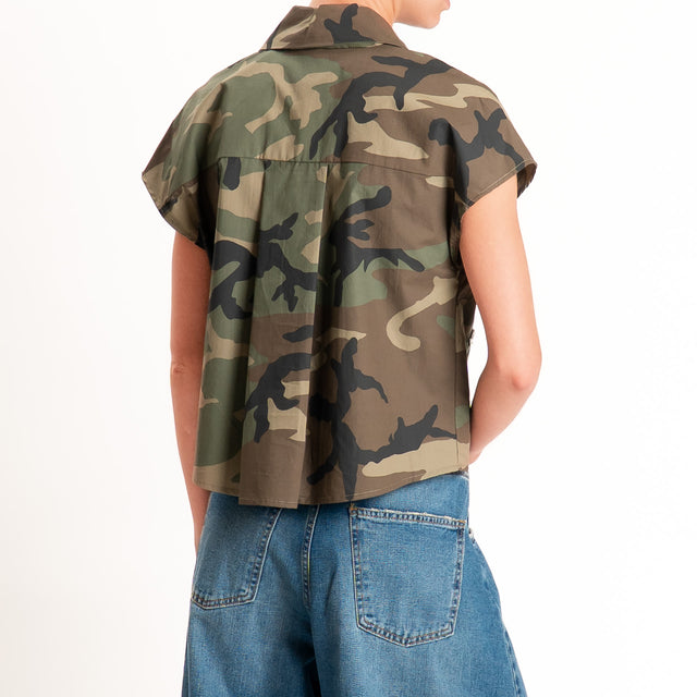 Tensione in-Camicia smanicata camouflage con applicazioni - militare