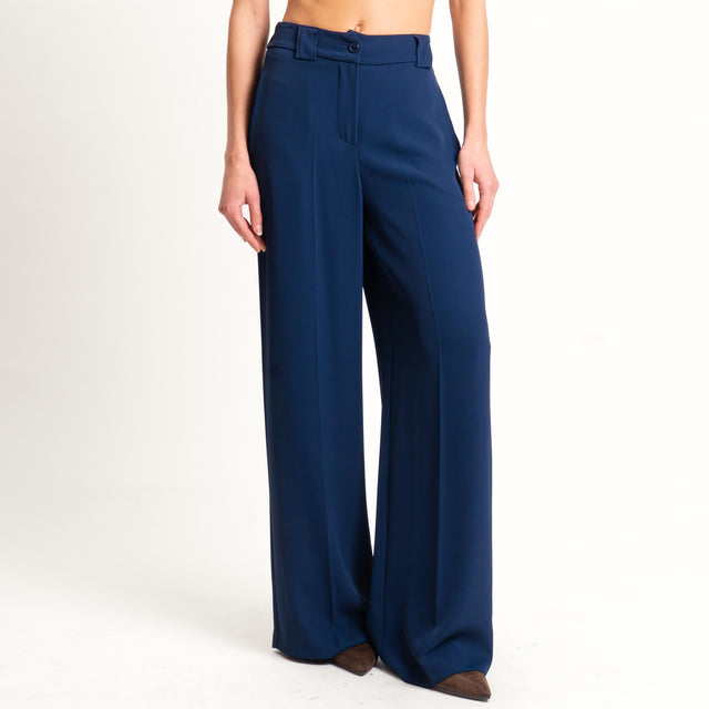 Tensione in-Completo gilet e pantalone tessuto fluido - blu