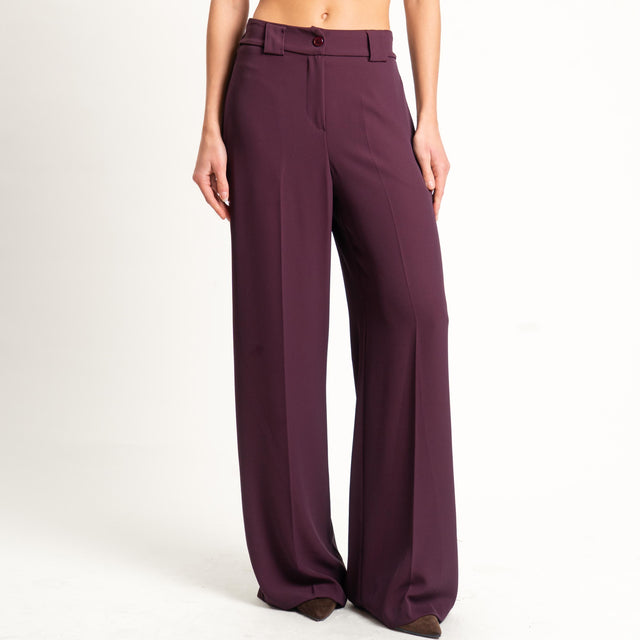 Tensione in-Completo gilet e pantalone tessuto fluido - melanzana