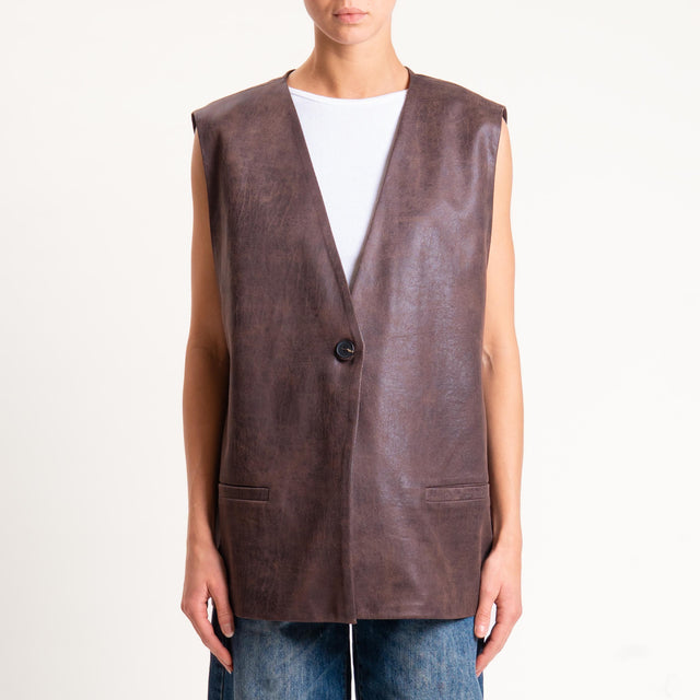Tensione in- Gilet over similpelle invecchiata - moro