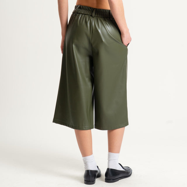 Tensione in-Bermuda similpelle elastico dietro - militare