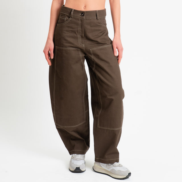 Tensione in-Pantalone carpenter relaxed fit cuciture a contrasto - moro