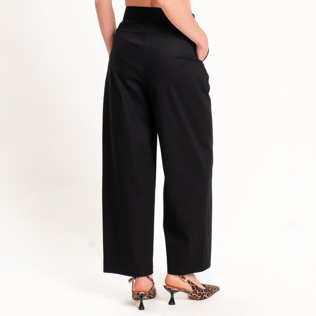 Tensione in-Pantalone in cotone con pinces - nero