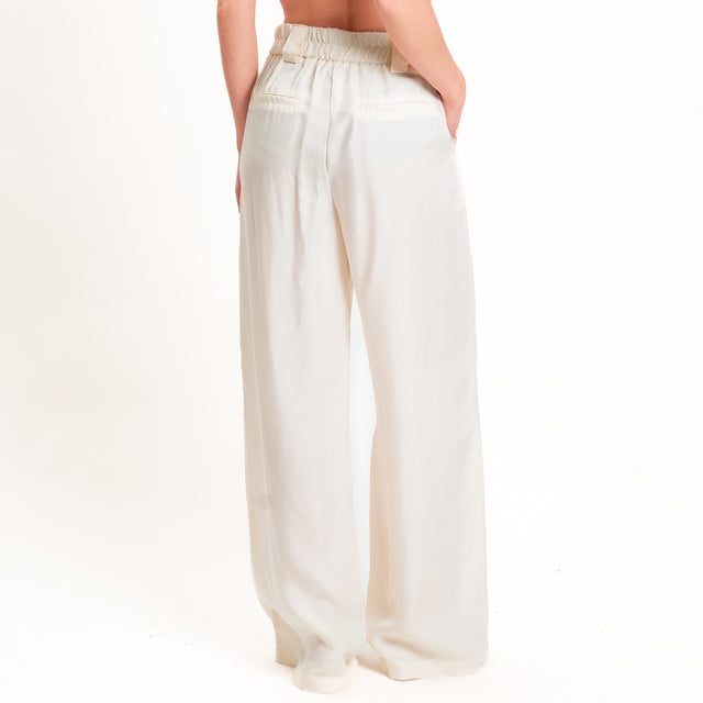 Tensione in-Pantalone cupro wide leg elastico dietro - panna