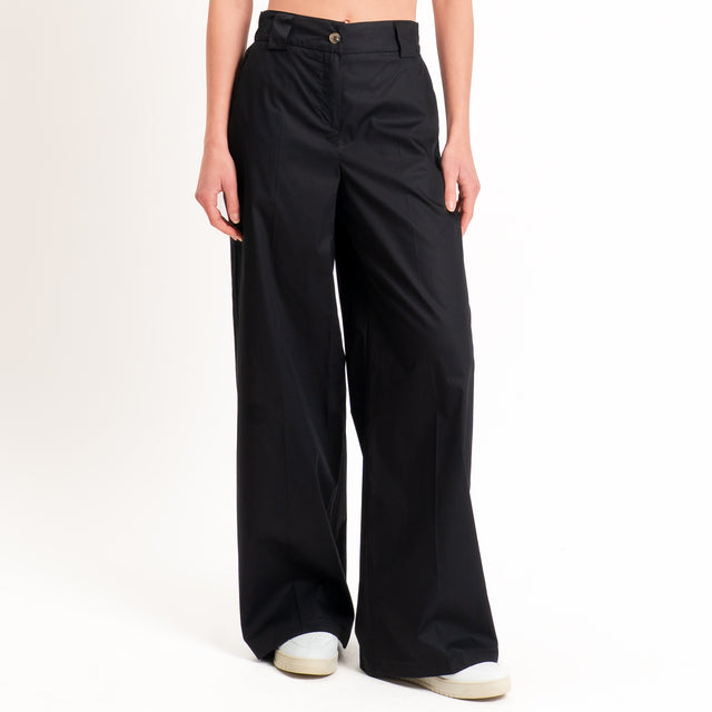 Tensione in-Pantalone popeline wide leg - nero