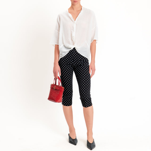 Tensione in-Pantalone capri con pois - nero
