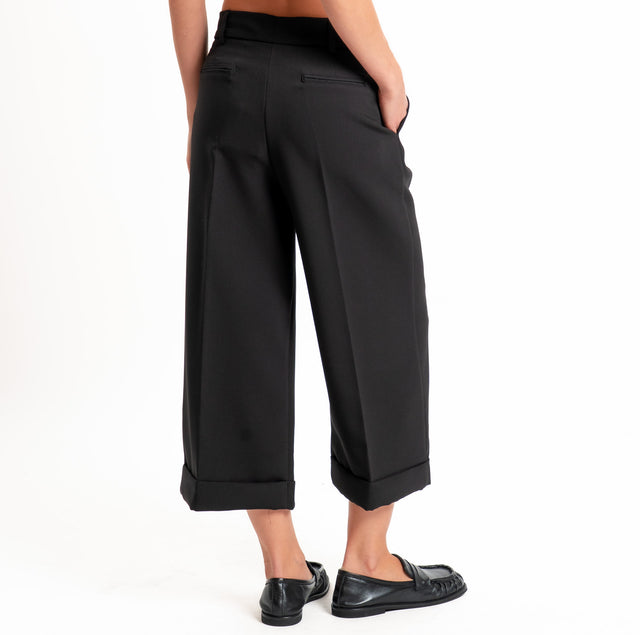 Tensione in-Pantalone doppio crêpe con risvolto - nero