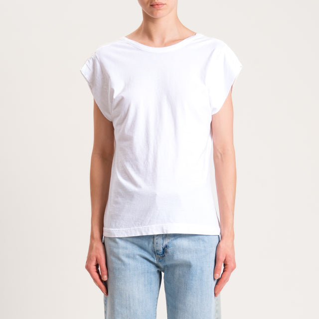 Camiseta Tension con escote en V en la espalda - blanca