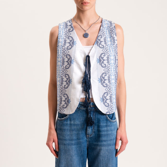 Tensione in-Gilet fantasia con nappine - latte/blu/azzurro