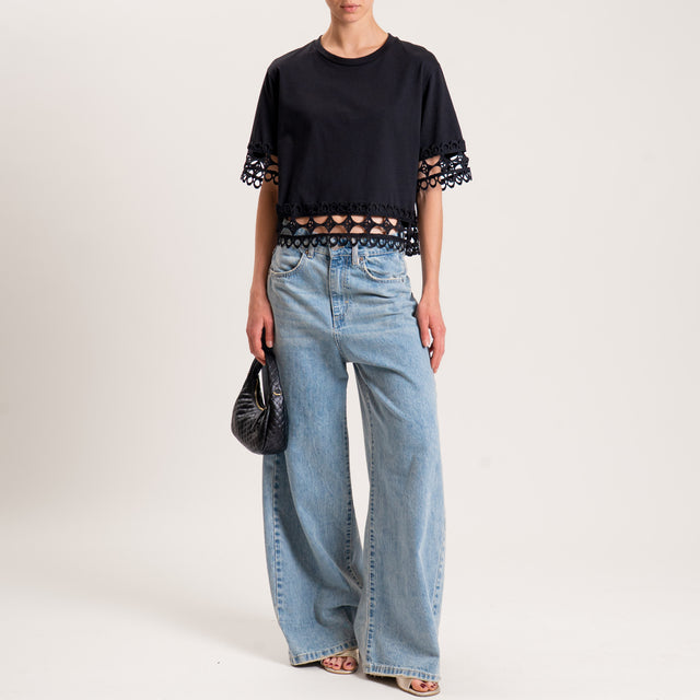 Tensione in-T-shirt scatola con pizzo - nero
