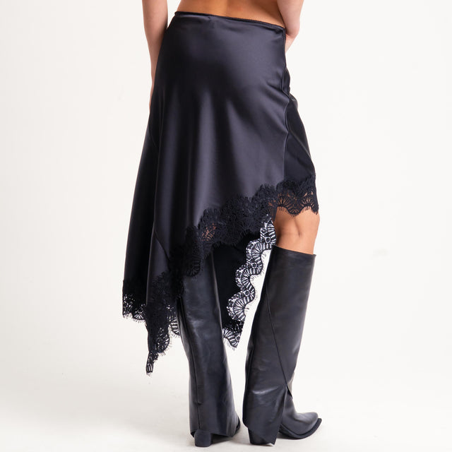 Tensione in-Gonna asimmetrica satin con pizzo - nero
