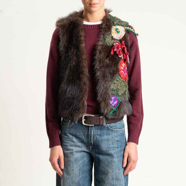 Tensione in-Gilet ecopelliccia con ricami - moro