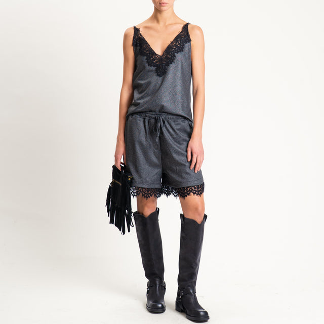 Tensione in- Shorts spinato con pizzo - grigio
