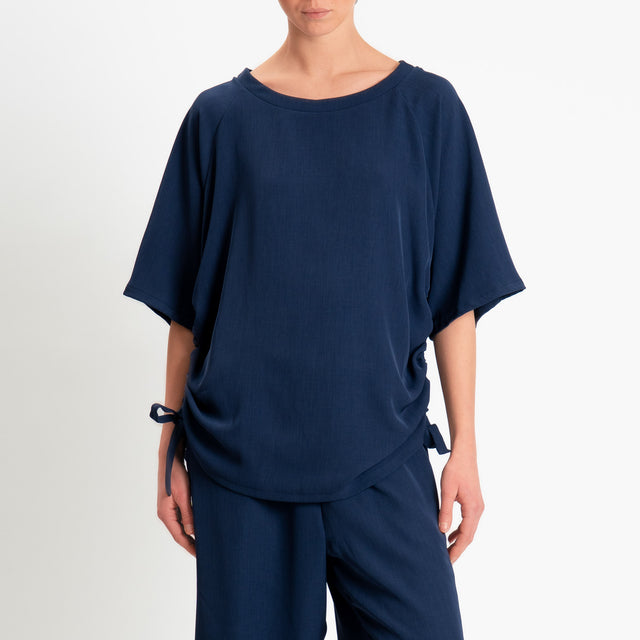 Tensione in-Blusa tessuto fluido con couilisse - blu