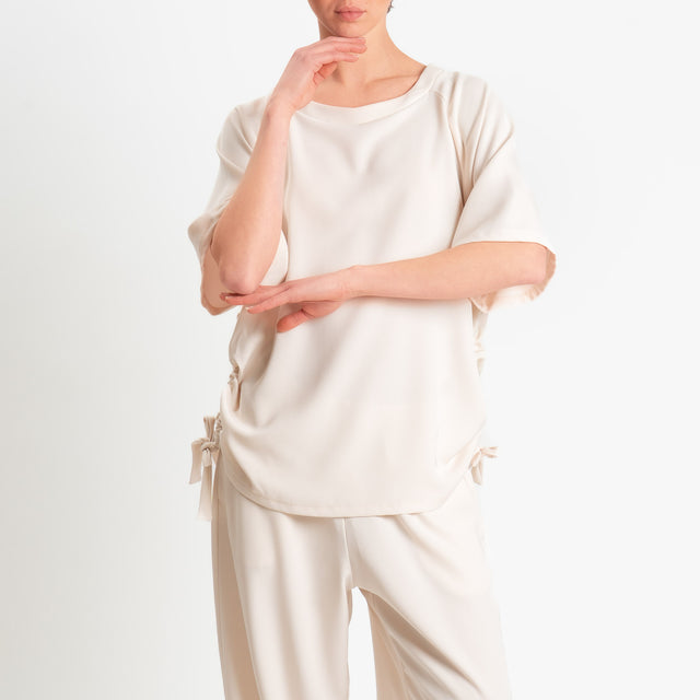 Tensione in-Blusa tessuto fluido con couilisse - panna