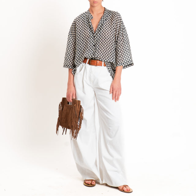 Tensione in-Camicia in mussola fantasia etnica - burro/nero